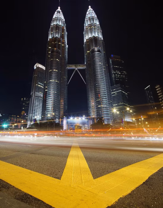 illuminated-city-against-sky-night_1048944-1324561